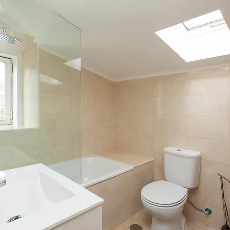 Principe Real 2 Bedrooms 2 Bathrooms, Air-con, Wi-fi, 3rd Floor Appartement *