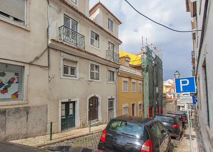 Principe Real 2 Bedrooms 2 Bathrooms, Air-con, Wi-fi, 3rd Floor